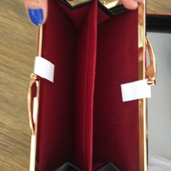 Authentic Real made from Japan 🇯🇵 Purse - Picture 5 of 7